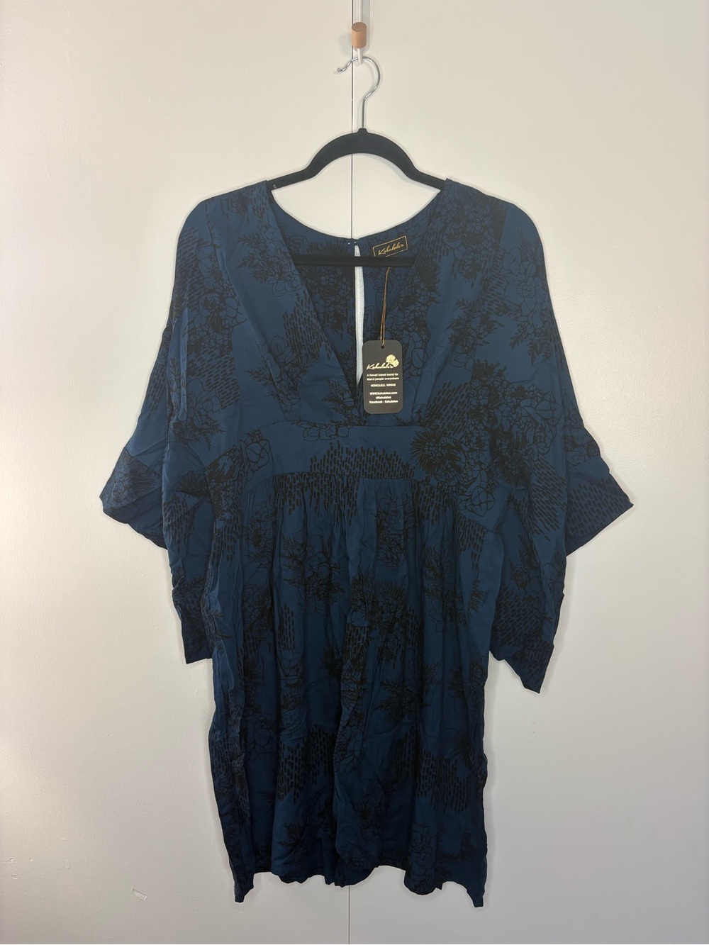 Kahulale’a Blue Sapphire Liko Dress